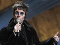 Британцы назвали лучшим фронтменом всех времен экс-вокалиста Oasis