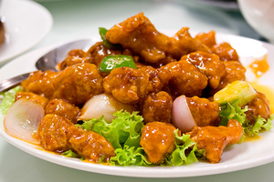 Как приготовить свинину в кисло-сладком соусе (ВИДЕО)