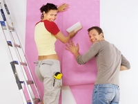 Клеим обои правильно: Советы профессионалов