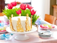 Как украсить пасхальный стол: ТОП-10 ярких весенних идей