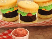 Рецепт на 1 апреля: сладкий чизбургер