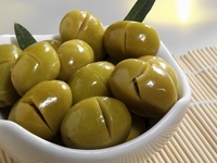 Оливки: Польза и правила выбора