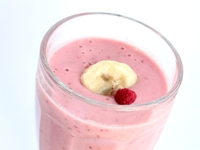 Бананово-малиновый смузи