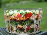 Слоеный пасхальный салат