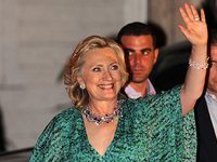 64-летняя Хилари Клинтон зажгла в ночном клубе