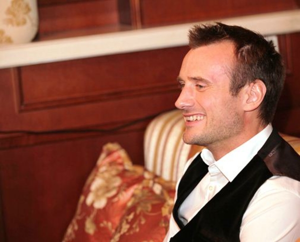 Холостяк-принц выгнал двух участниц шоу