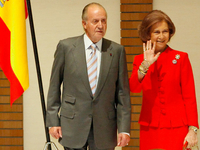 74-летний монарх Хуан Карлос изменяет жене