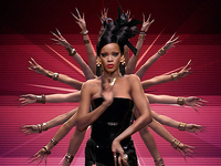 Многорукая Рианна в новом видео Princess of China