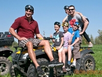 В Сеть попали личные фото братьев Кличко