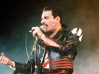 Участники группы Queen отказываются выступать с голограммой Меркьюри