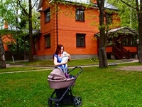Эвелина Бледанс впервые показала сына
