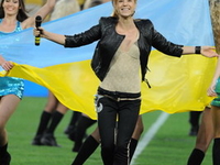 TARABAROVA выступила на футбольном поле