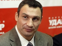 Трехэтажная квартира Виталия Кличко с высокими потолками