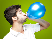 ТОП-20 признаков того, что твой парень – почти идеальный