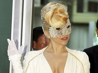 Lady GaGa отменила концерт в Индонезии из-за угроз