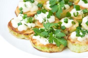 Как приготовить кабачки с чесноком и майонезом (ВИДЕО)