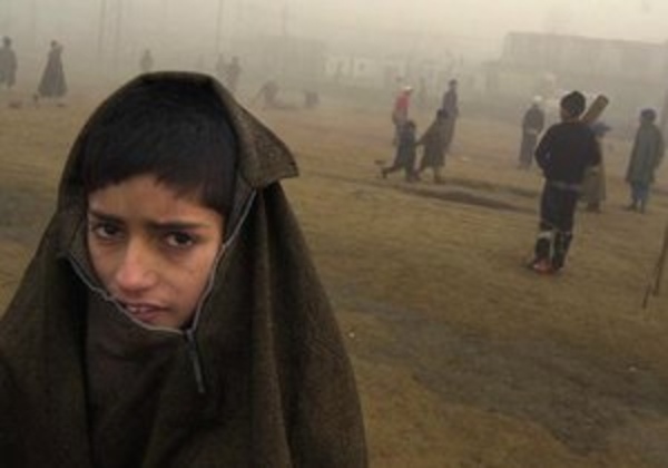 Вспышка неизвестного заболевания в Индии: погибли 73 ребенка