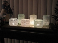 Подсвечники из маленьких стеклянных банок и... соли