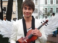 Александр Рыбак представил клип на песню Стрела Амура