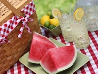 Как питаться летом: Продукты и блюда, которые нужно есть в жару