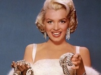 Кухня и гостиная в последнем доме Мэрилин Монро