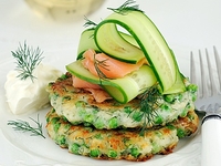 Оладьи с зеленым горошком и укропом