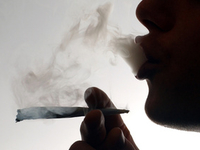 Исследование: Каждый 30-й работающий британец принимает наркотики