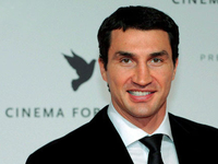 Дом Владимира Кличко на берегу Киевского моря