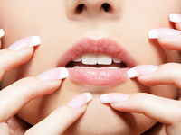 Видео-урок: Маникюр с эффектом нарощенных ногтей