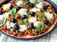 Деревенская пицца с овощами