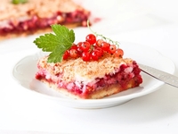 Летняя выпечка со смородиной: ТОП-5 рецептов