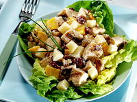 Салаты из курицы и овощей: ТОП-5 рецептов