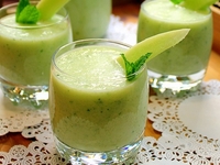 Коктейль из дыни и кокоса