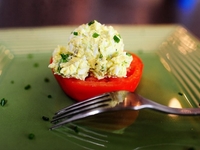 Яичный салат с авокадо