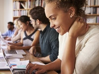 Как с помощью упражнений бороться с болью в шее и спине