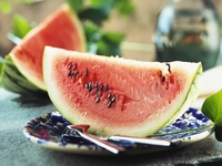 Арбуз: Вкусная и полезная ягода