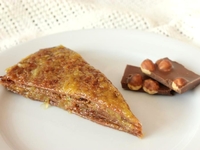 Шоколадный блинчатый торт с апельсиновым джемом