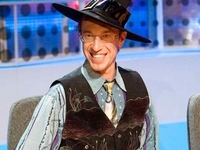 Топ-10 эпатажных образов Сергея Соседова