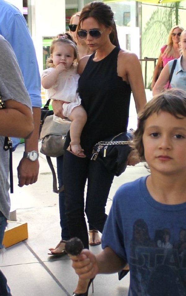 Look дня: Виктория Бекхэм