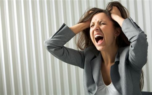 Какие средства эффективны от тараканов в квартире (ВИДЕО)