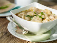 Суп с домашними пельменями