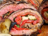 Мясной рулет с ветчиной и перцем по-итальянски
