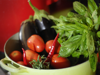 Что приготовить из баклажанов и помидоров: ТОП-5 рецептов