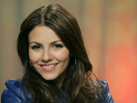 Макияж для маленьких глаз: Видео-урок