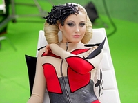 Загородный дом Евы Бушминой из ВИА Гры в России (ВИДЕО)