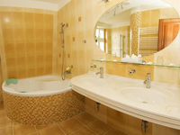 Сегодня спроси у дизайнера интерьера об оформлении ванной комнаты