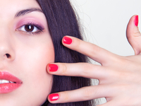 Как сделать маникюр в домашних условиях