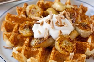 Как приготовить бананы в карамели (ВИДЕО)