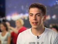 Виктор Дульцев зажег на сцене шоу Х-фактор 3