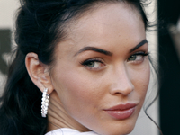 Брови, как у Меган Фокс, стоят $8000